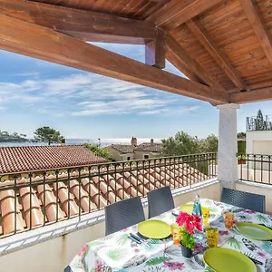 Gaimaro' A 50 M Dalla Appartement